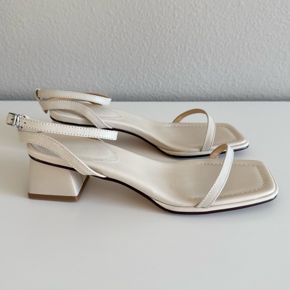 Best Wishes For You Heel Sandals Strappy - Picture 4 of 12